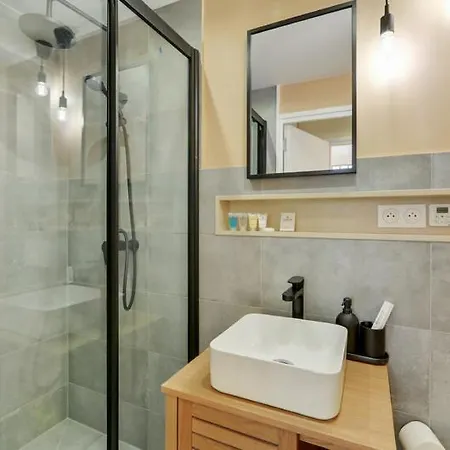220 Jessy - Superb In Apartment