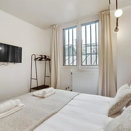 220 Jessy - Superb In Apartment *